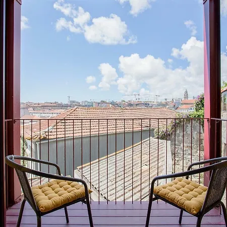 Daire Downtown Cosy Suites *