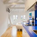 Downtown Cosy Suites Lägenhet Oporto